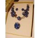 Unikatni, ročno izdelan nakit z vzorcem rožic v modro beli barvi