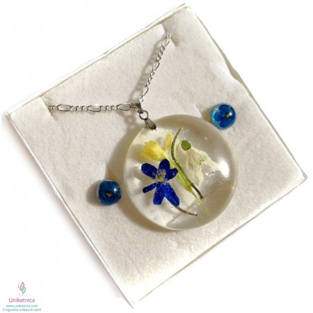 /2276-10843-thickbox/real-flower-resin-snowbell-primula-hepatica-necklace-earrings-1.jpg